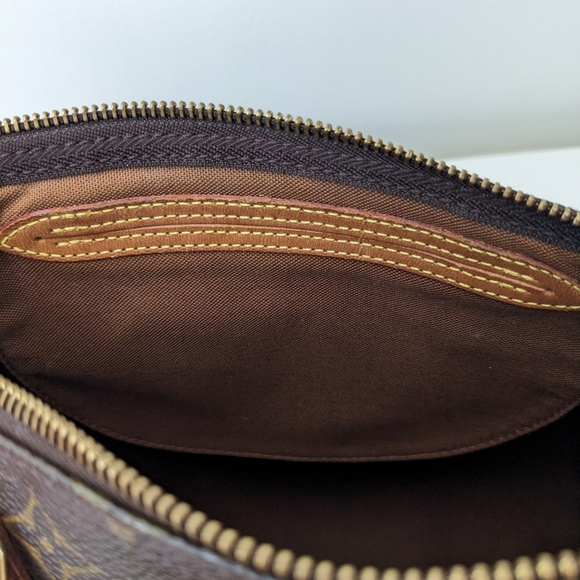 Authentic 1999 Vintage Louis Vuitton Speedy 30 Handbag - Picture 4 of 16